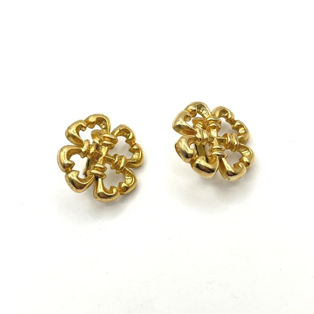 Sarah Coventry Vintage Gold Tone Openwork Quatrefoil Clip On Earrings Floral‎